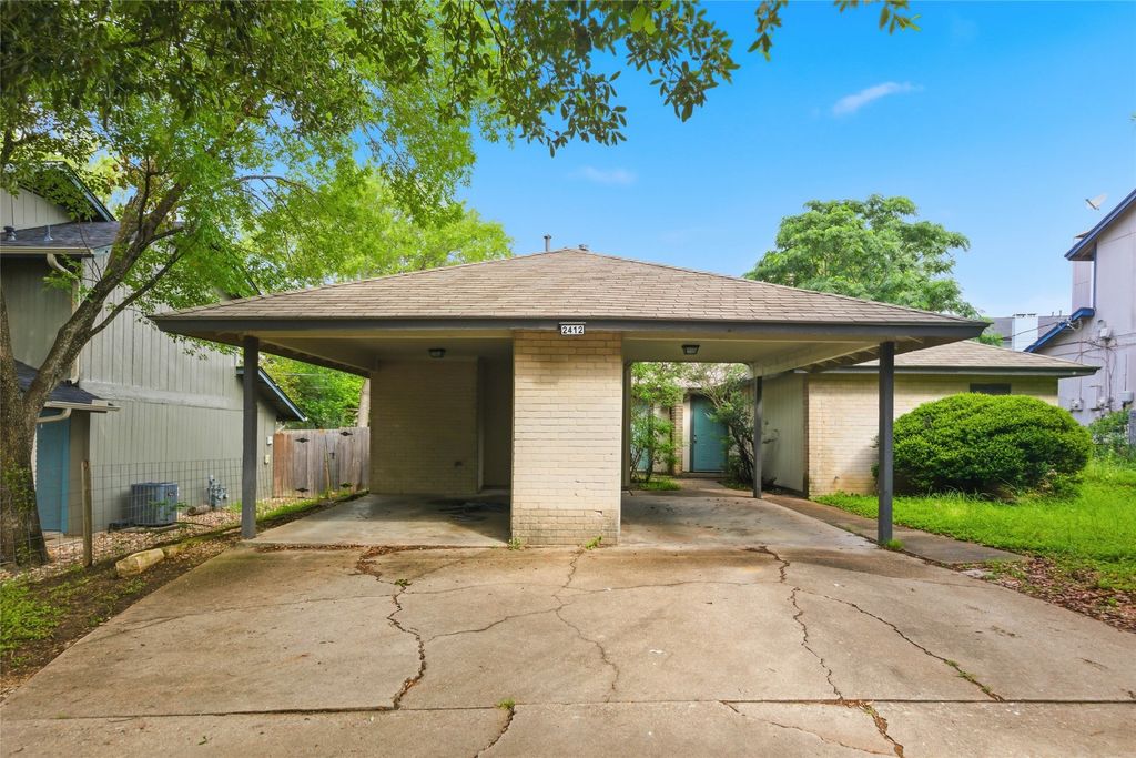 2412 Burleson Court B, Austin