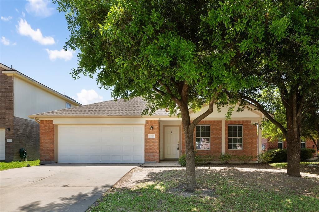18513 Silent Water Way, Pflugerville