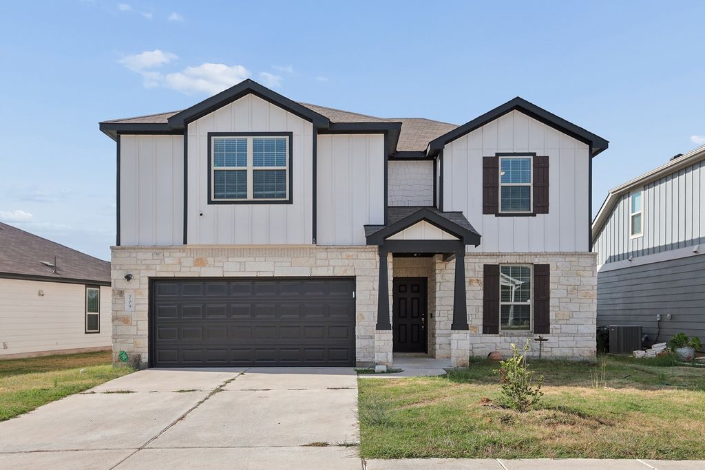 709 Hummingbird Lane, Leander