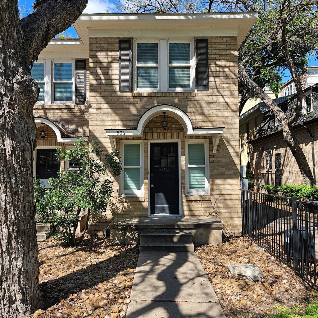 506 1/2 W 7th Street, Austin