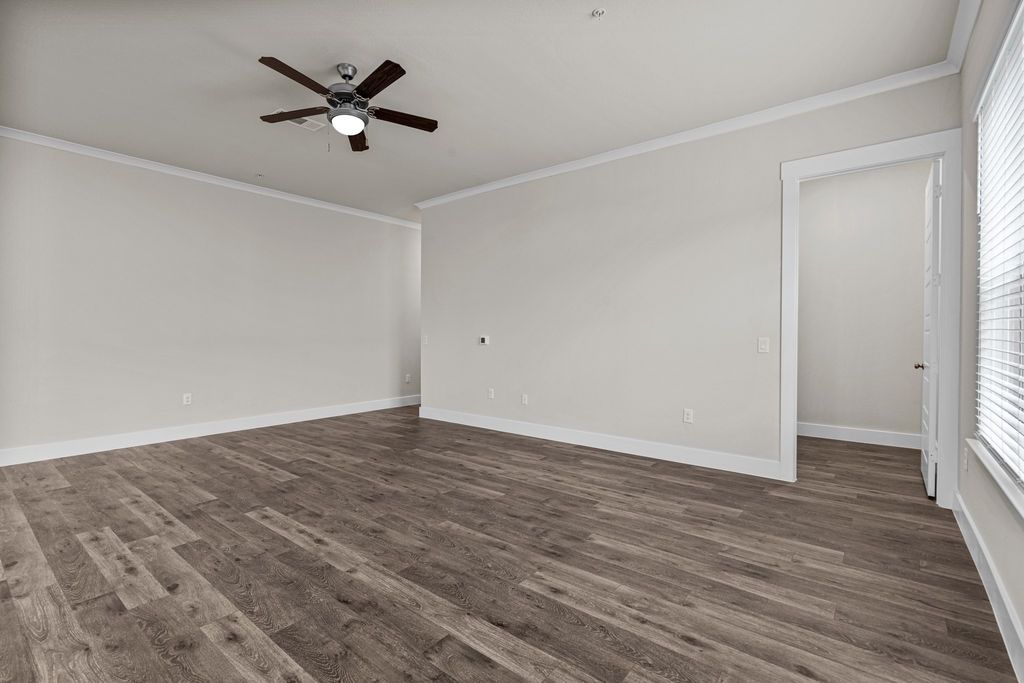 865 Limmer Loop 623, Hutto
