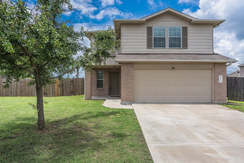 1013 Ranchero Road, Leander