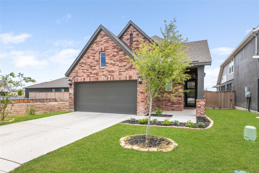 128 Radnor Road, New Braunfels