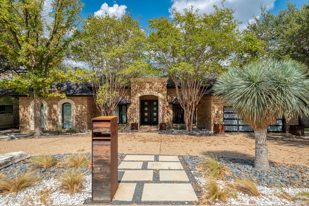 3908 Edwards Mountain Drive, Austin