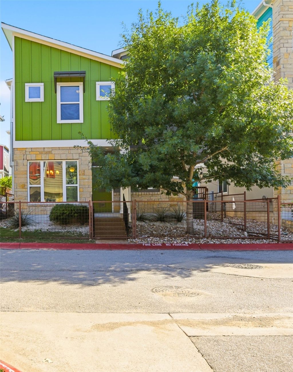 1937 Tramson Drive, Austin