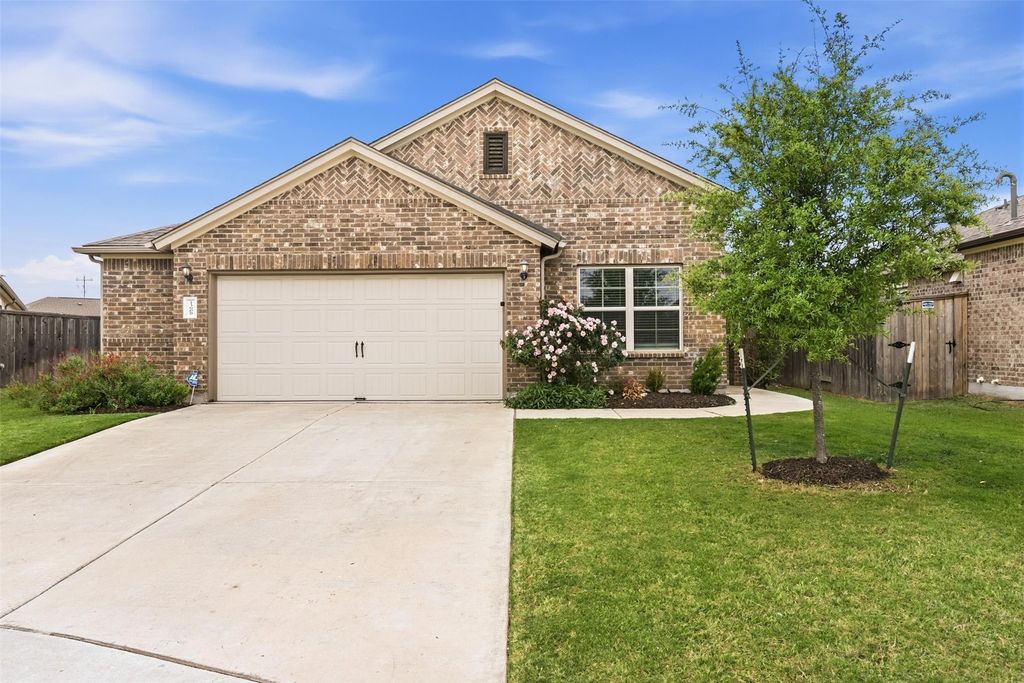 13608 Bullhorn Acacia Pass, Manor