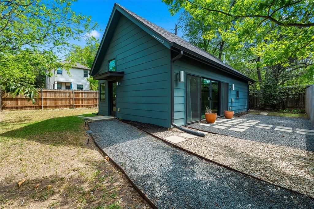 1808 Forest Hill Drive B, Austin