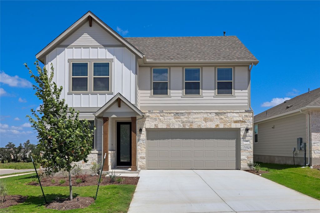 261 Crater Lake Drive, Dripping Springs