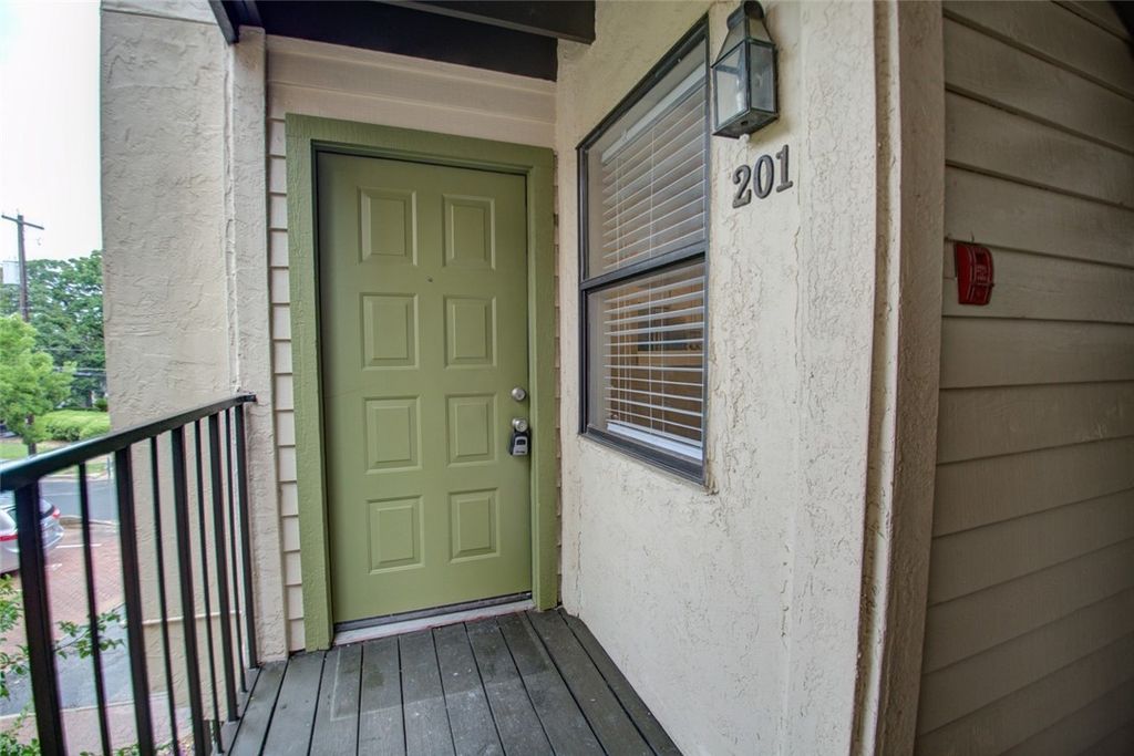 1306 Norwalk Lane 201, Austin