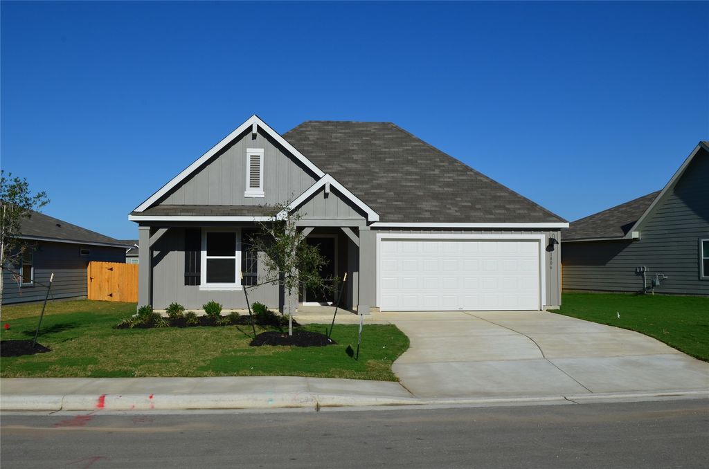1806 Windsor Boulevard, Lockhart