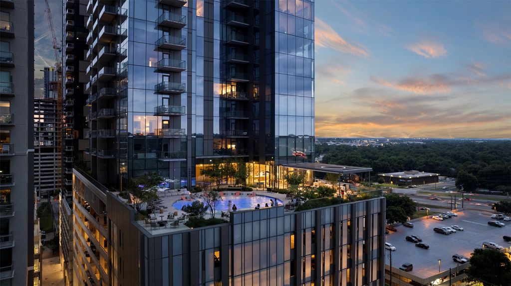 44 East Avenue 2510, Austin