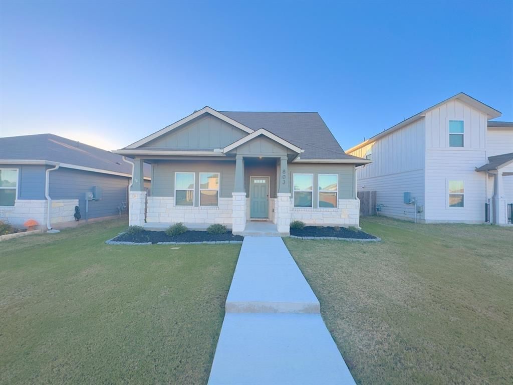 803 East Street, Hutto