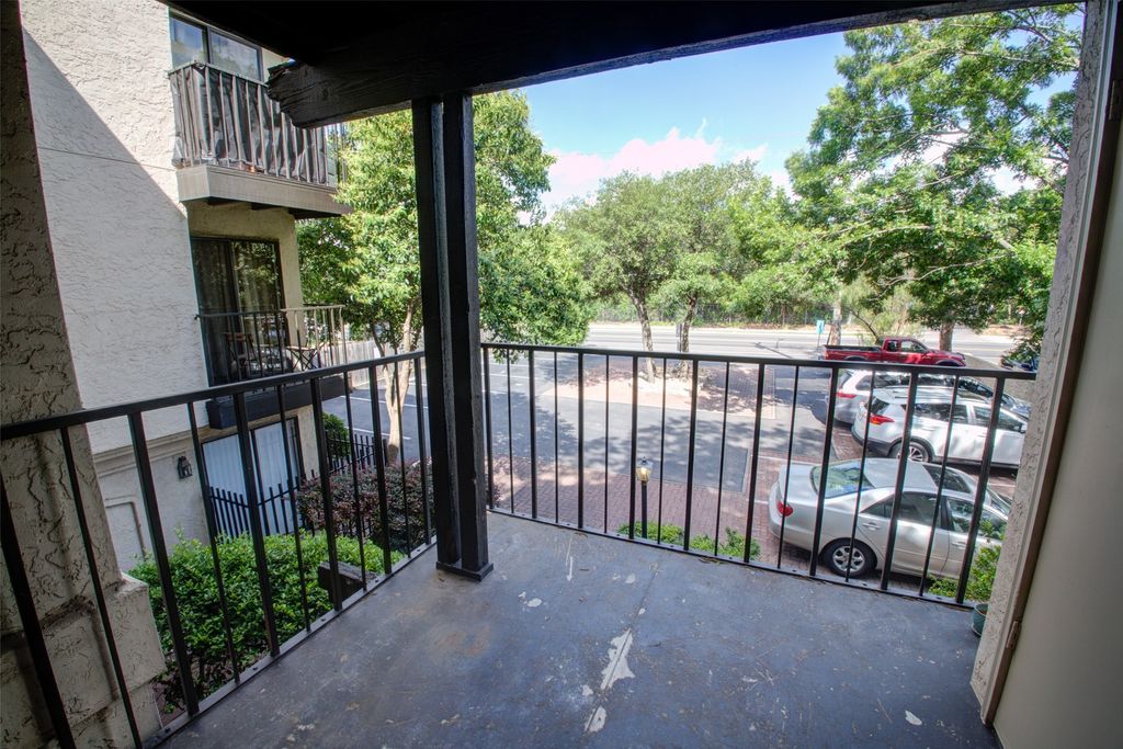 1306 Norwalk Lane 206, Austin