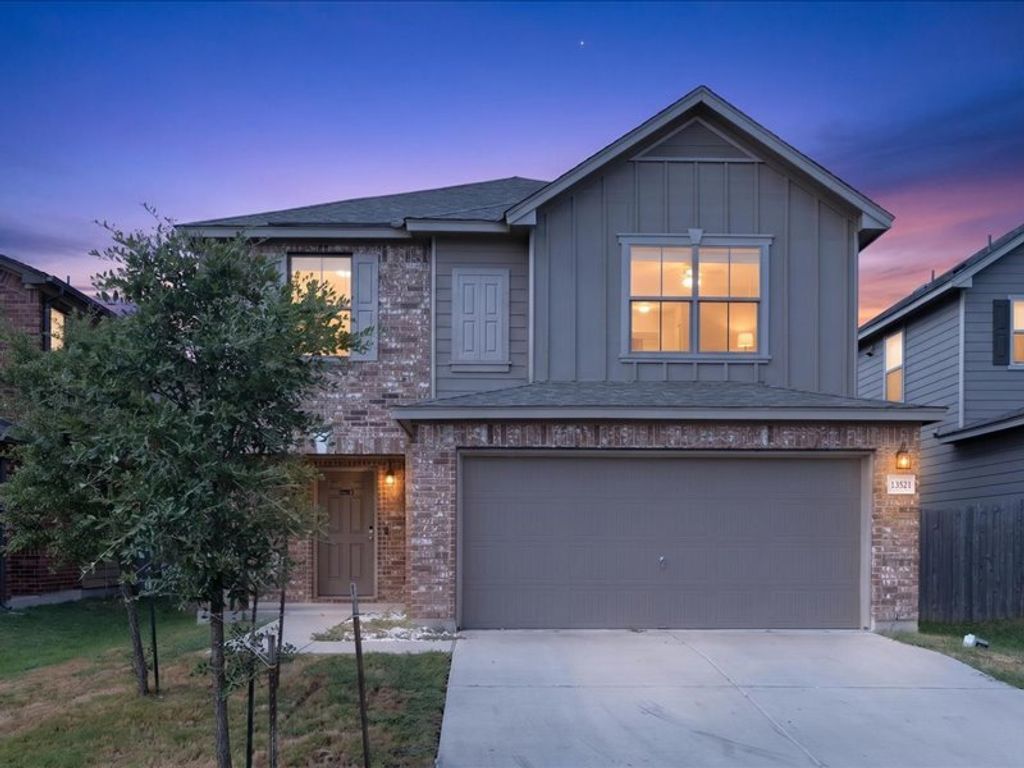 13521 Martha Washington Place, Manor
