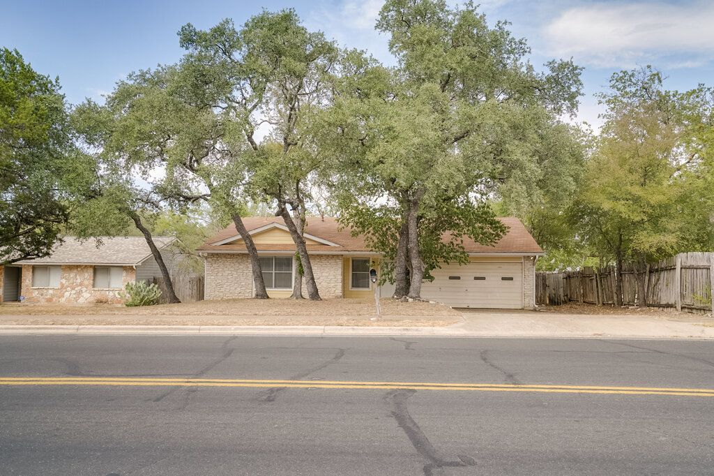 3416 Harpers Ferry Lane, Austin