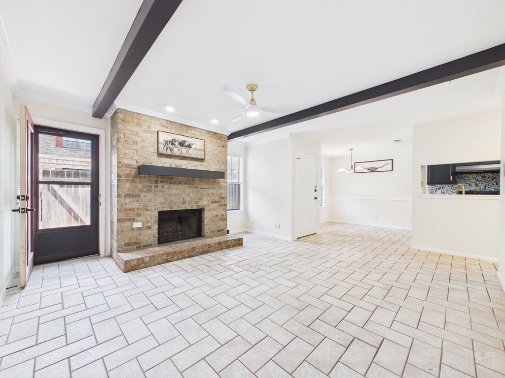 2907 Pearl Street 102, Austin