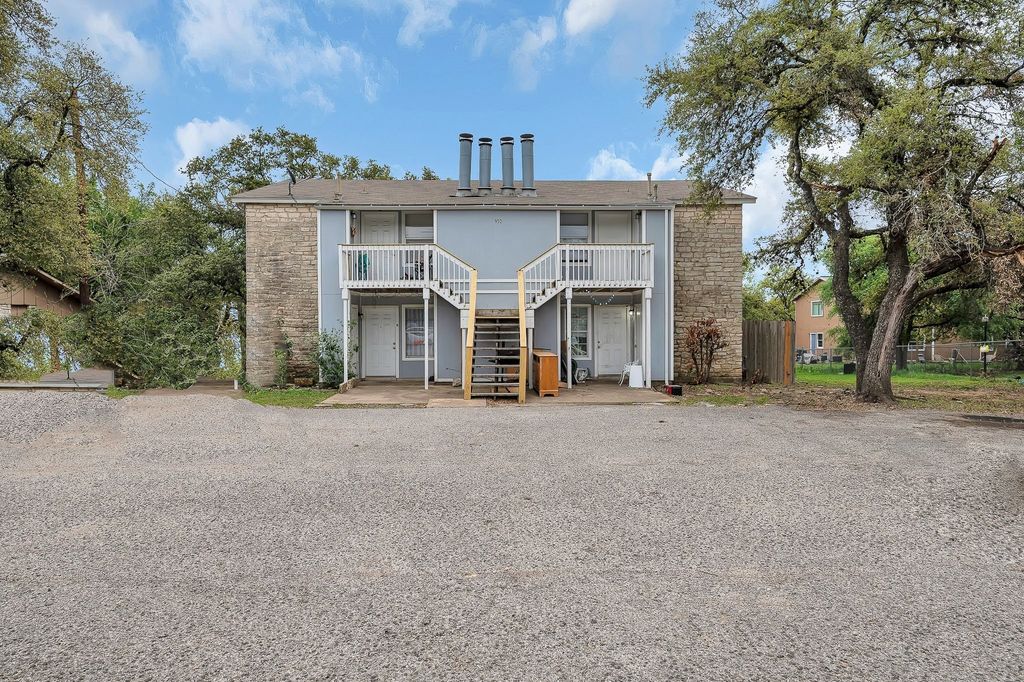 500 Algerita Drive C, Georgetown