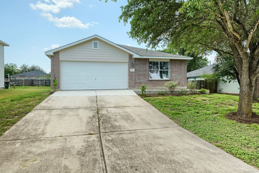 208 Buttercup Way, Kyle