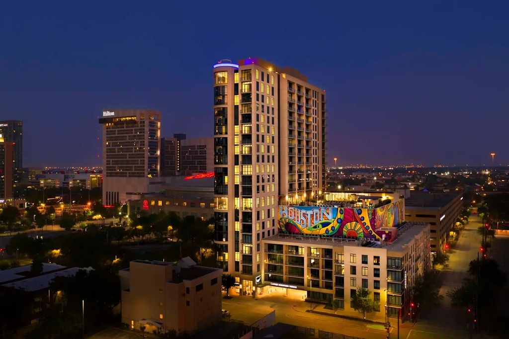 1515 Austin Street 1-1701, Houston