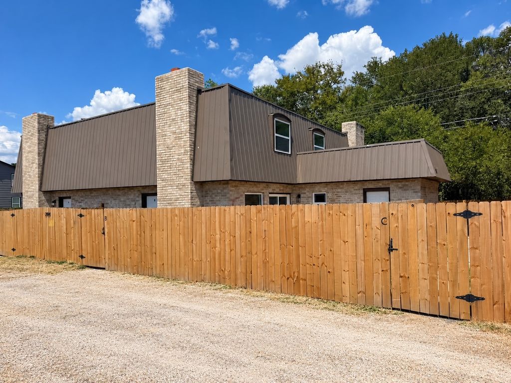 2904 Sweeney Lane A, Austin