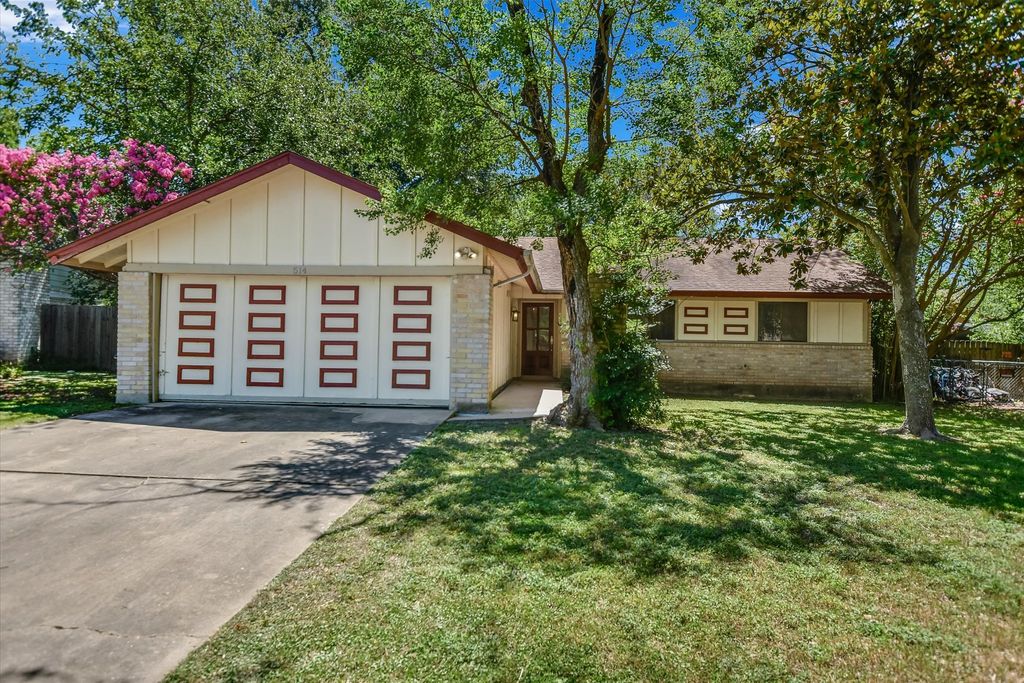 514 Chihuahua Trail, Austin