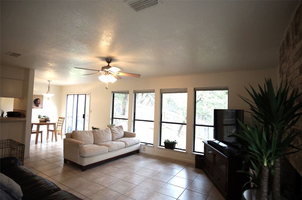4904 Smokey Valley B, Austin