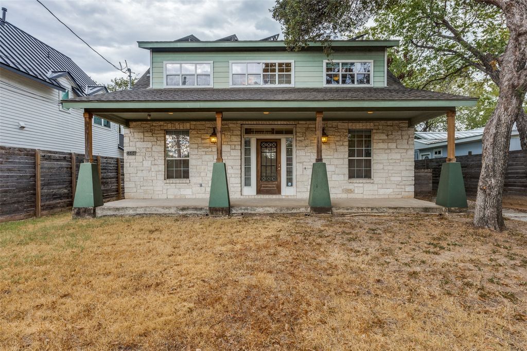 1604 Walnut Avenue A, Austin