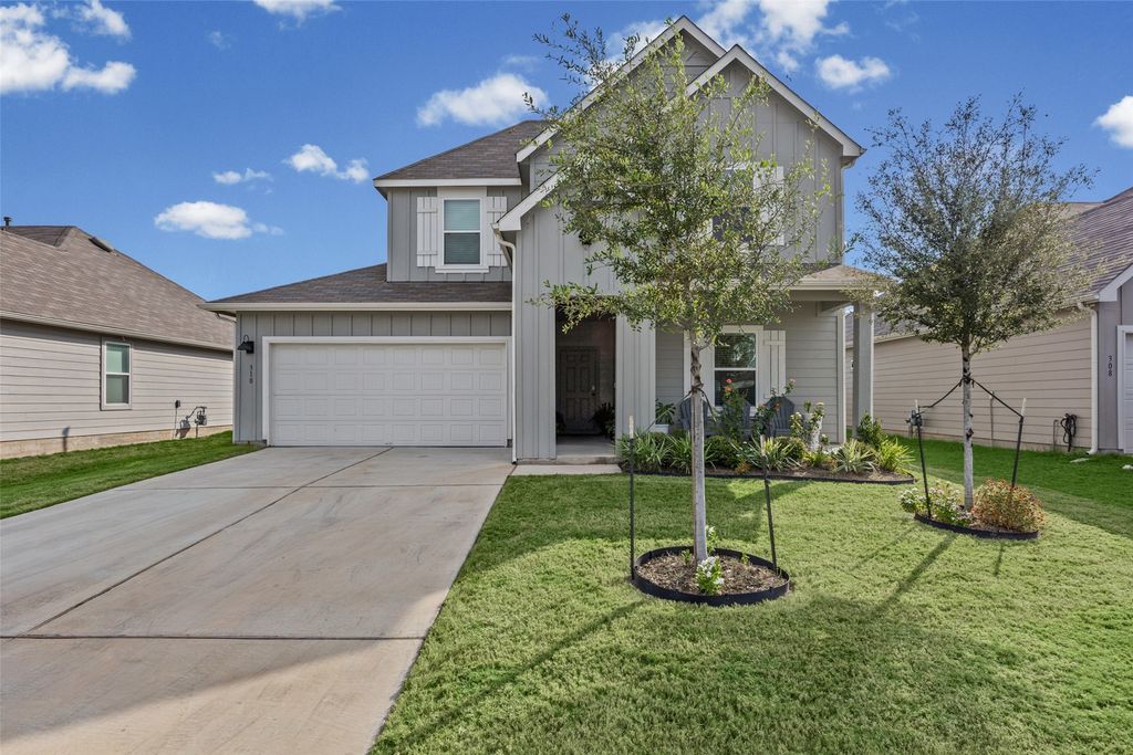 310 N Richland Drive, Lockhart