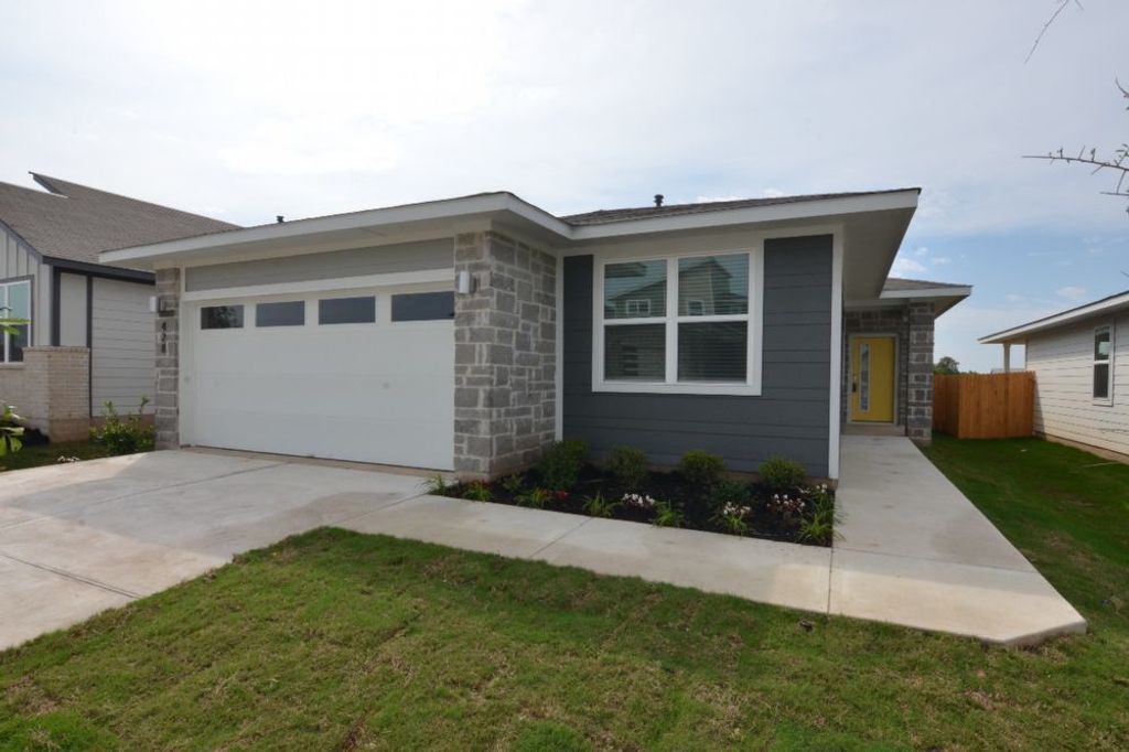 428 Agave Azul Way, Leander