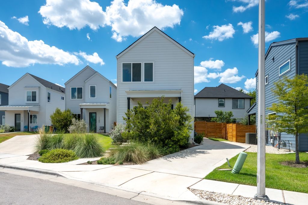 1190 Sarabeth Way, Austin