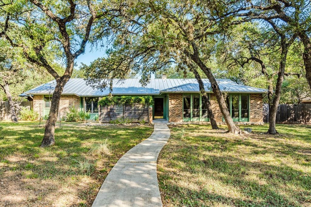 904 Willow Creek Circle, San Marcos