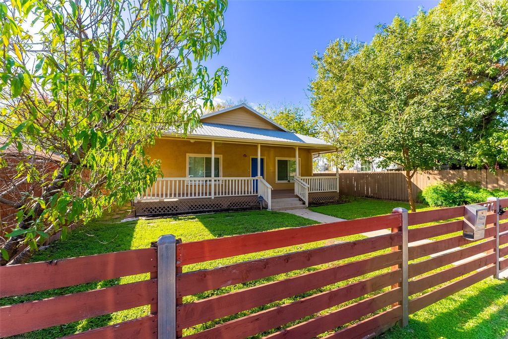 1209 E 3rd Street, Austin