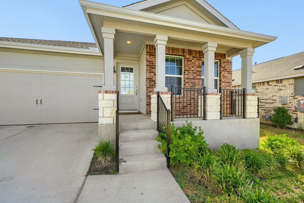 2521 Four Waters Loop, Georgetown