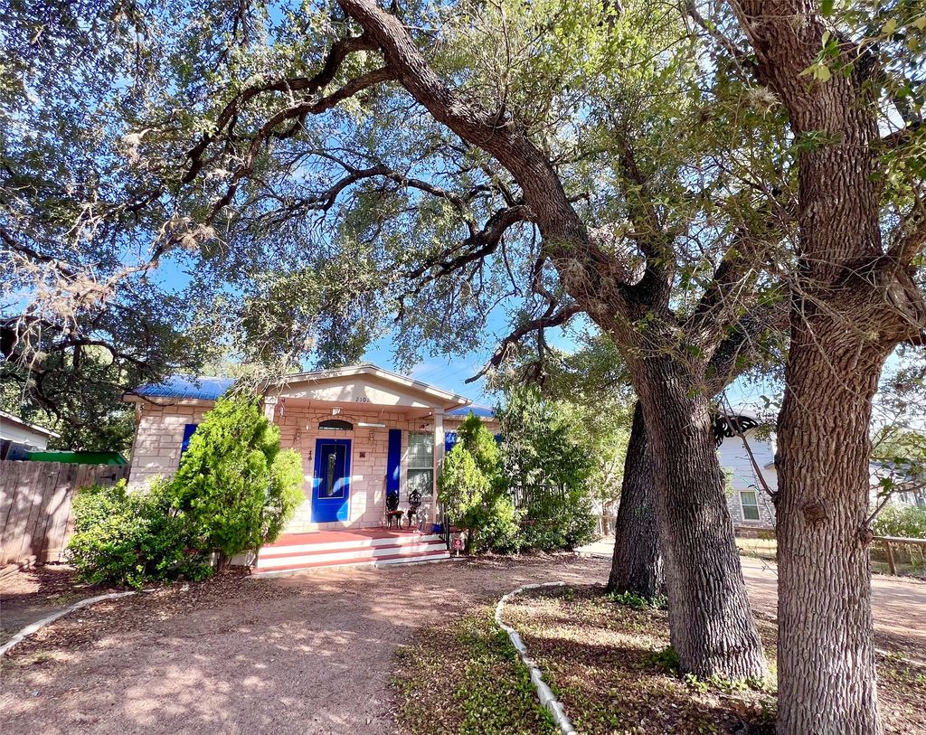2102 White Dove Pass, Austin