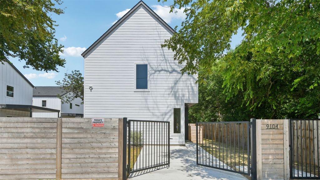 9104 Georgian Drive, Austin