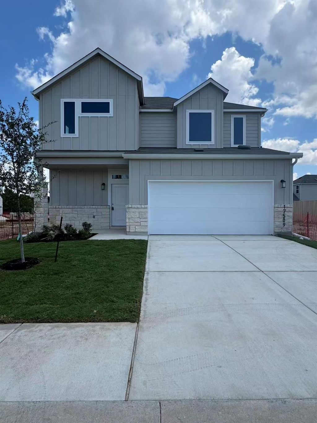 17509 Torneo Drive 82, Round Rock