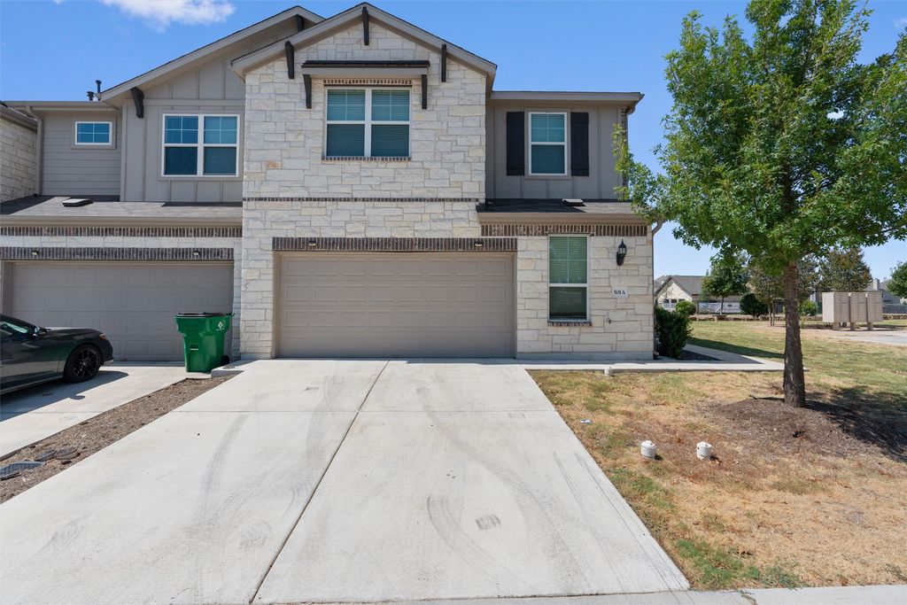 501a Silkworm Way, Pflugerville