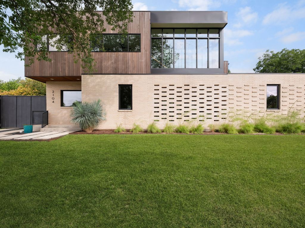 2104 Ann Arbor Avenue, Austin