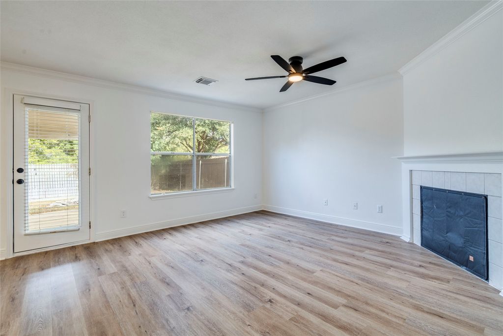 1106 Hughmont Drive, Pflugerville