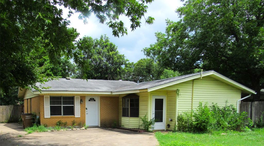 5811 Libyan Drive, Austin