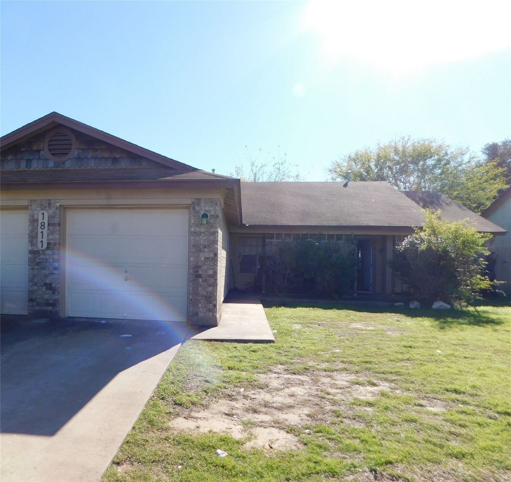 1811 Prairie Knoll Court B, Austin