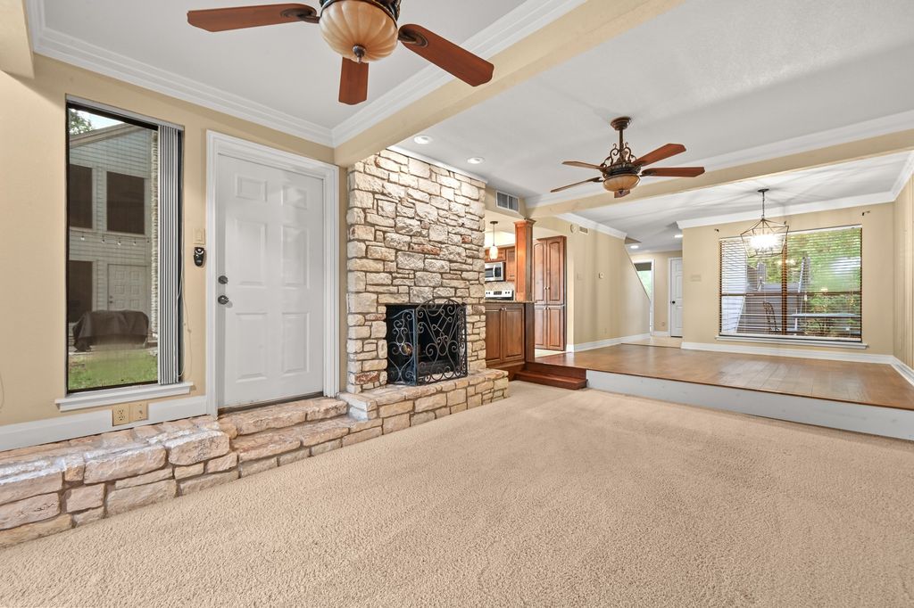 176 World Of Tennis Square, Lakeway