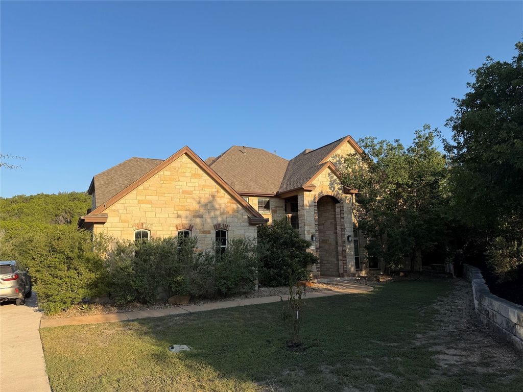 5449 Diamante Drive, Spicewood