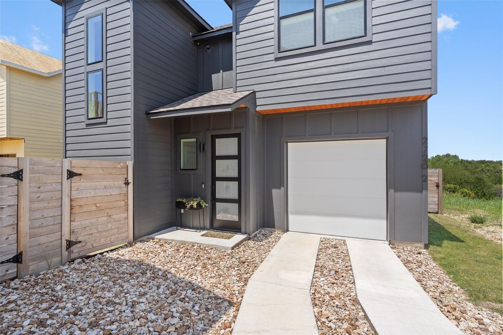 2720 Bristol Drive 2, Austin