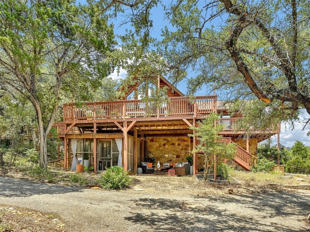 18304 W Reed Parks Road, Jonestown