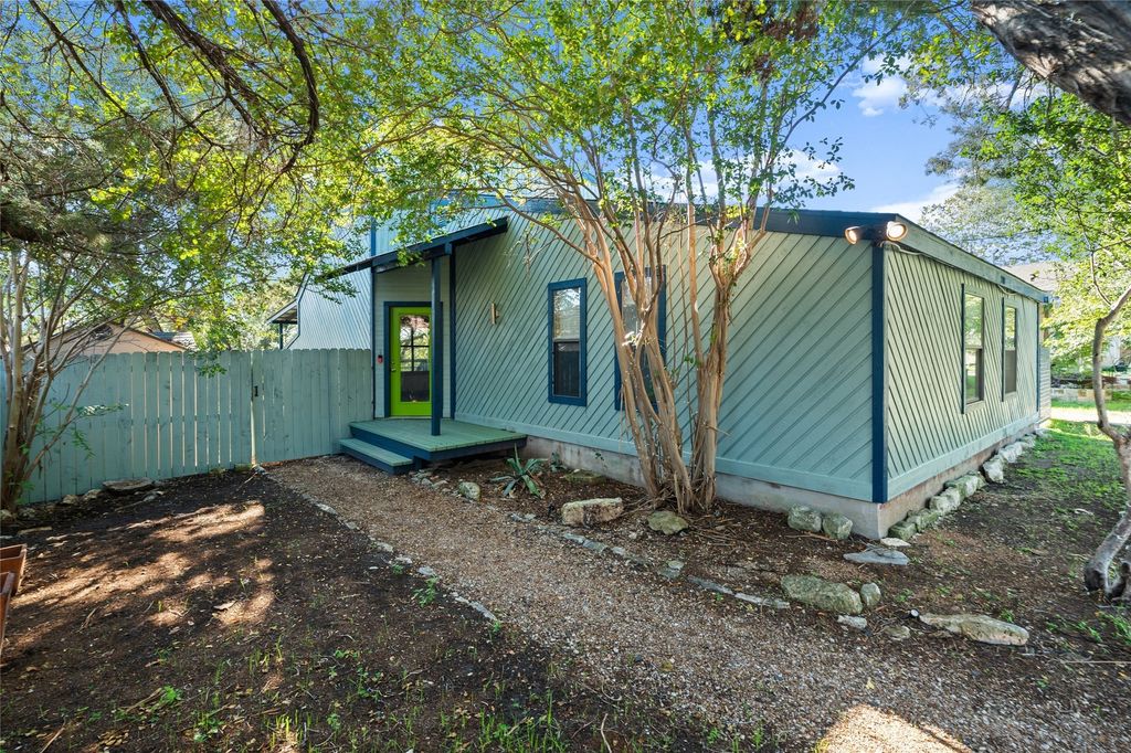 2107 Rain Water Drive, Austin