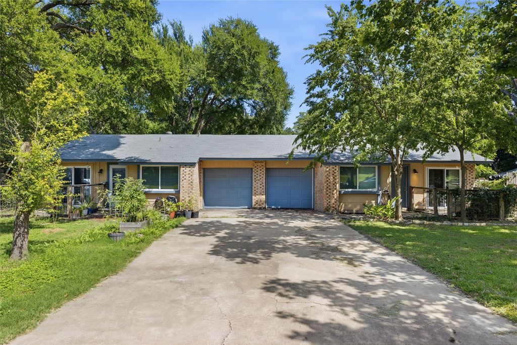 409 Lake Creek Circle, Round Rock