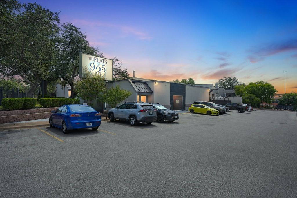 935 La Posada Drive 146, Austin