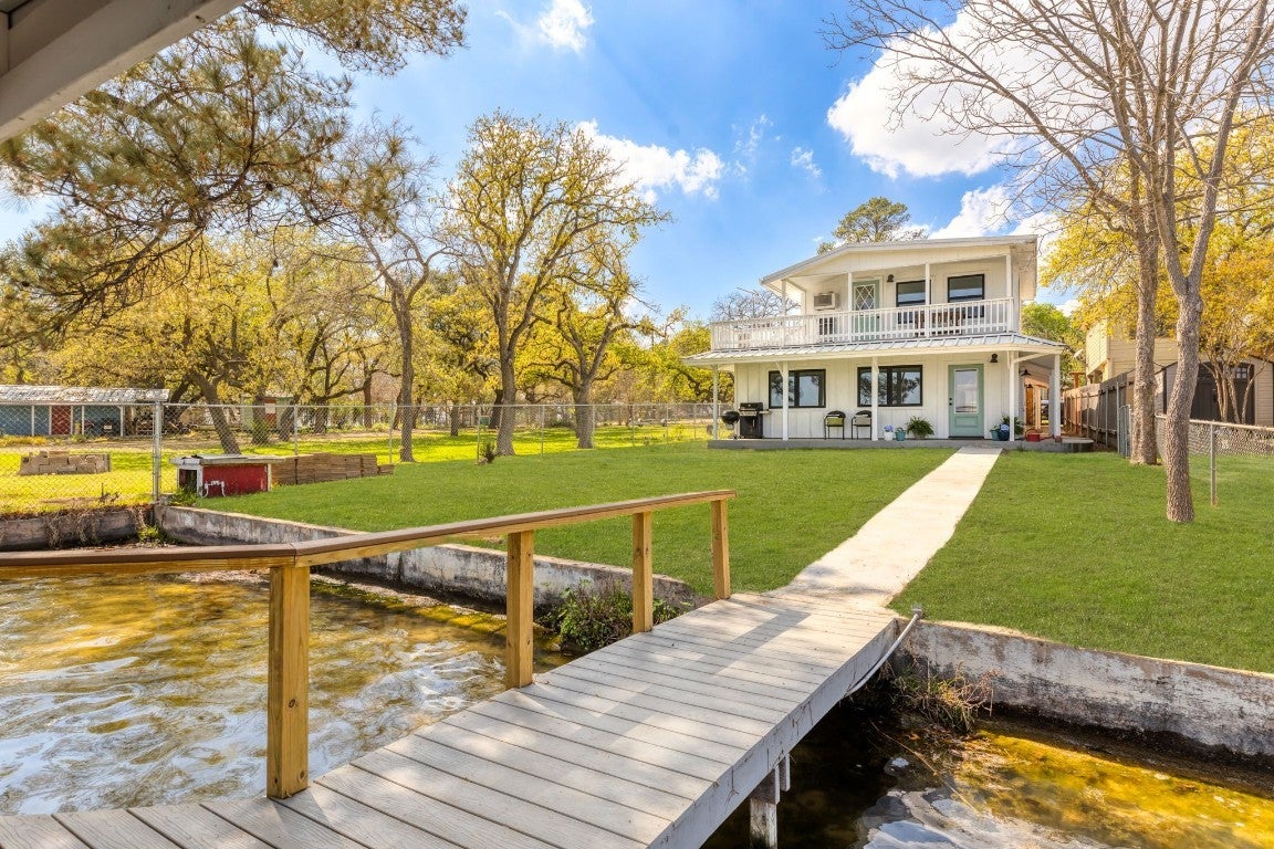 Granite Shoals Waterfront Homes For Sale on Lake LBJ