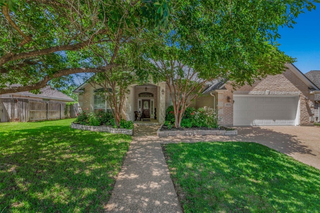 307 Agate Drive, College Station Property Listing MLS® 7749706